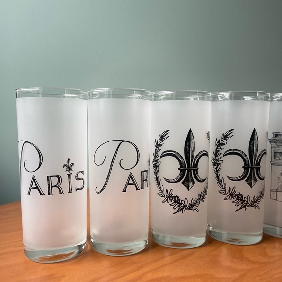 Paris France frosted glasses, French souvenir, fleur de lis, arc de triomphe, - Picture 2 of 10